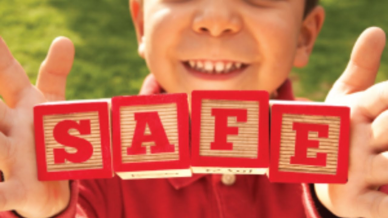 5 Simple Ways to Keep Your Kids Safe and Healthy This Summer